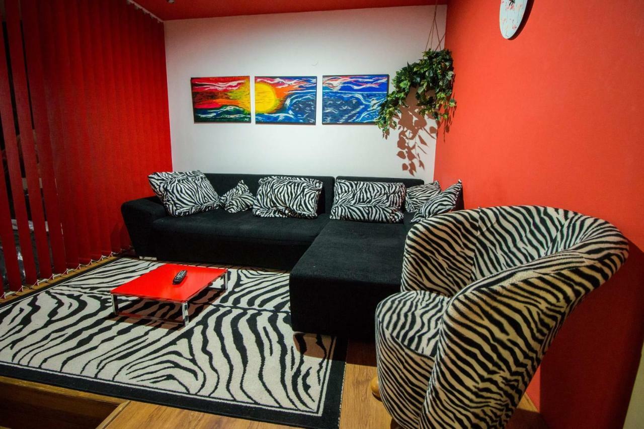 Flamingos Apartman & Fitness Centar Osijek - Blizina Bolnice Kbc Osijek Ngoại thất bức ảnh
